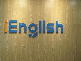 iEnglish形象墻